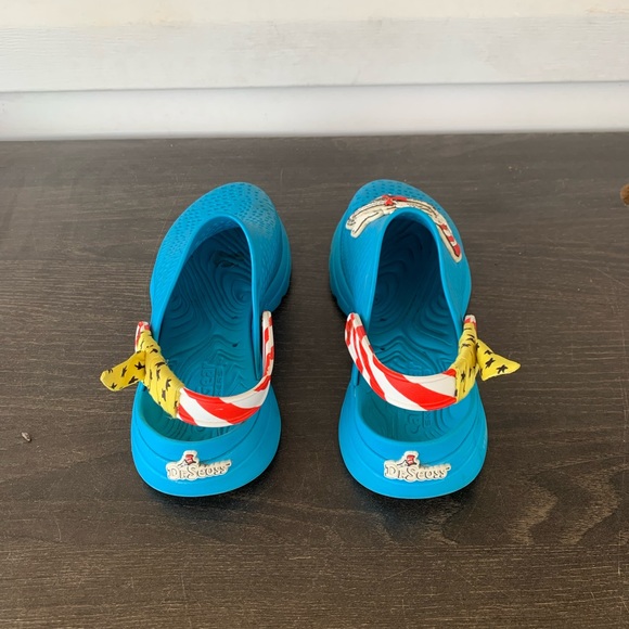 Skechers Shoes Dr Seuss X Sketchers Go Walk 5 The Cat In The Hat